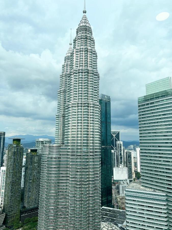 Sky Suites Klcc By Genesis Куала-Лумпур Экстерьер фото